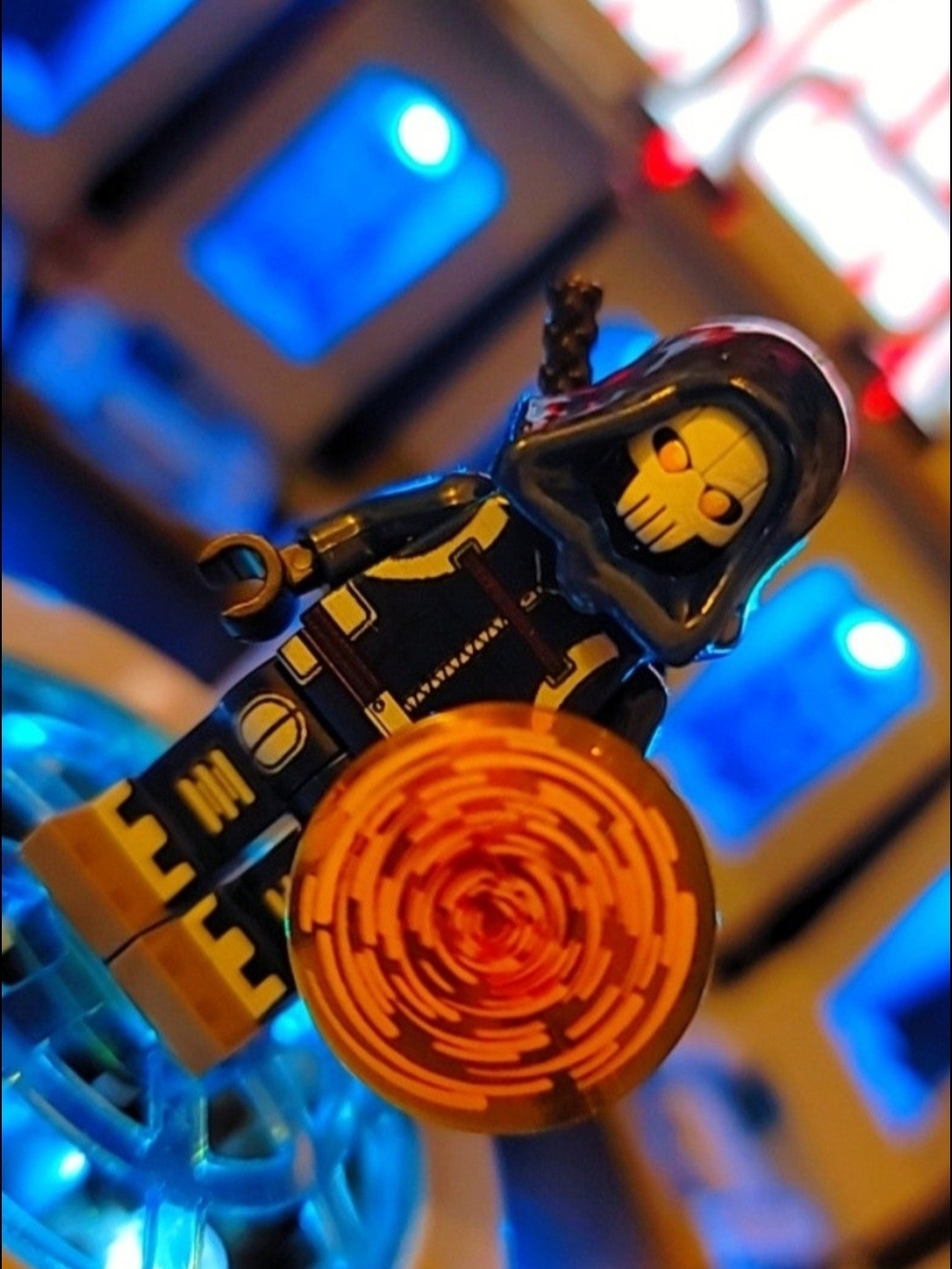 Taskmaster Minifigure Lego Compatible - Picture 8 of 8